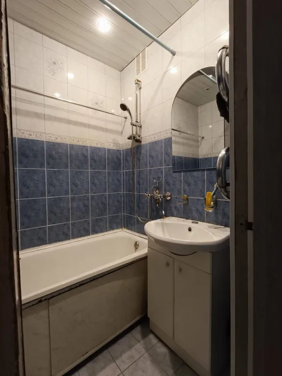 Квартира Квартира 3 раздельные комнаты 9 человек максимум, 6 раздельных спальных мест. — Колпино