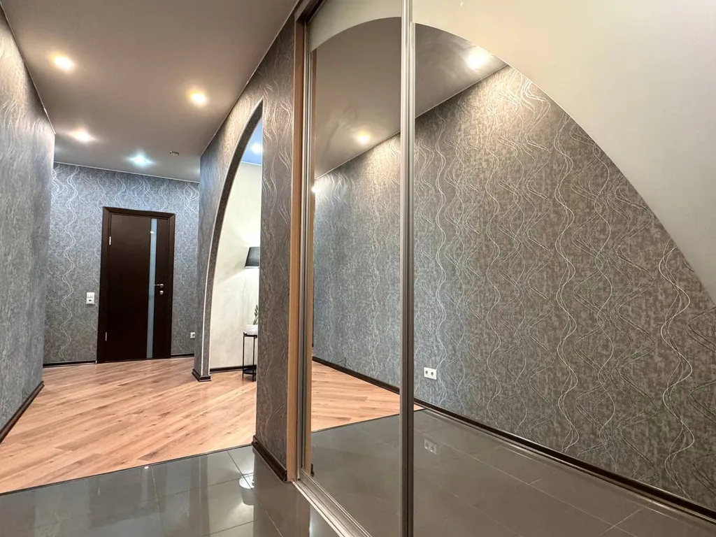 Закатная двушка на Михайловской