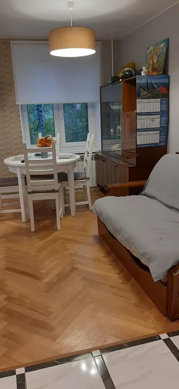 Уютная квартира в центре Петергофа с видом на сквер и пруд