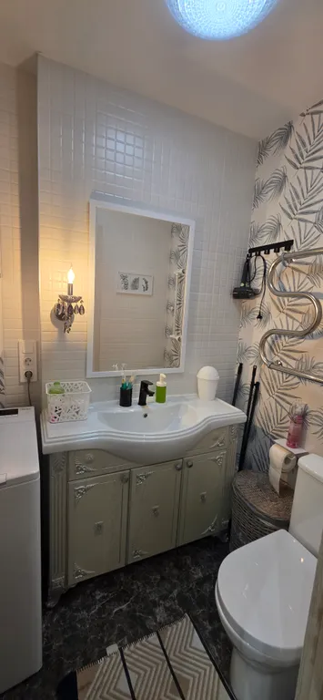 Студия рядом с метро в которой есть всё)