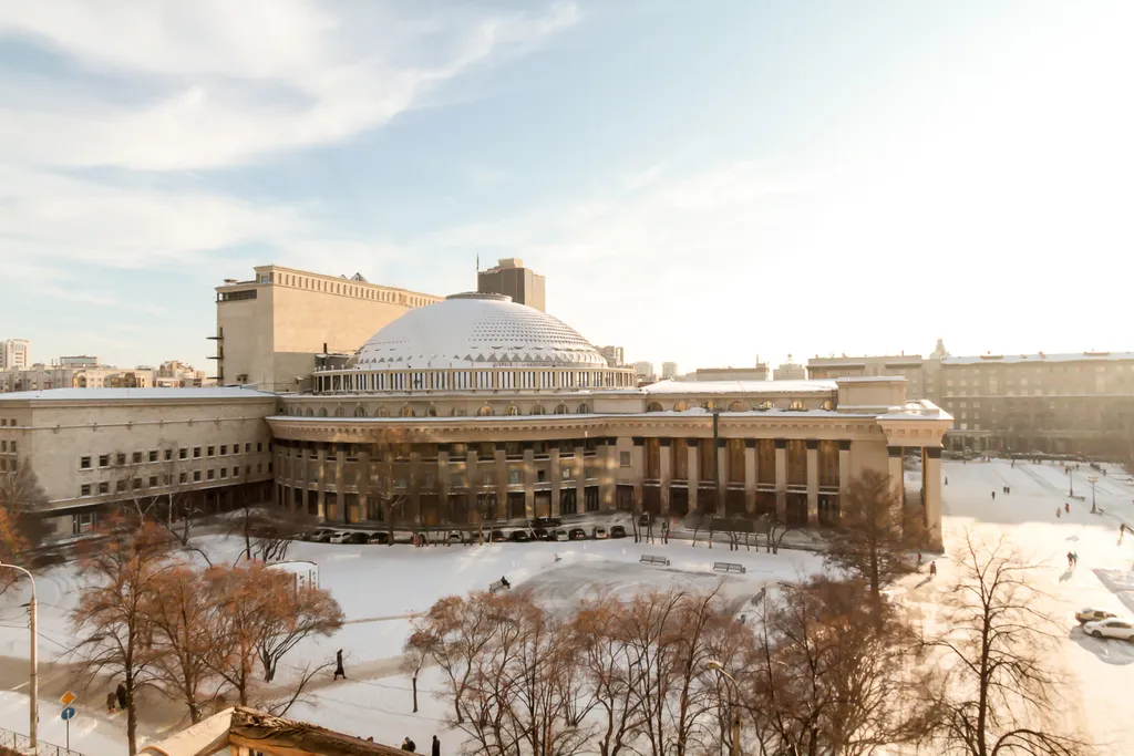 Квартира Квартира Живите с видом на Оперный театр, самый центр с закрытой парковкой — Новосибирск