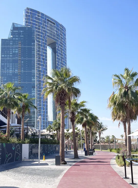 Трёхкомнатная квартира в 3 минутах от пляжа