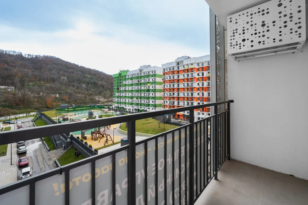 Кудепста Желтые искры