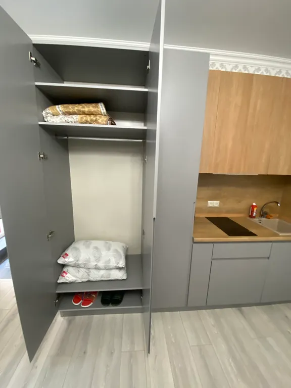 Красивая уютная квартира-студия для двоих возле самого моря, с бассейном