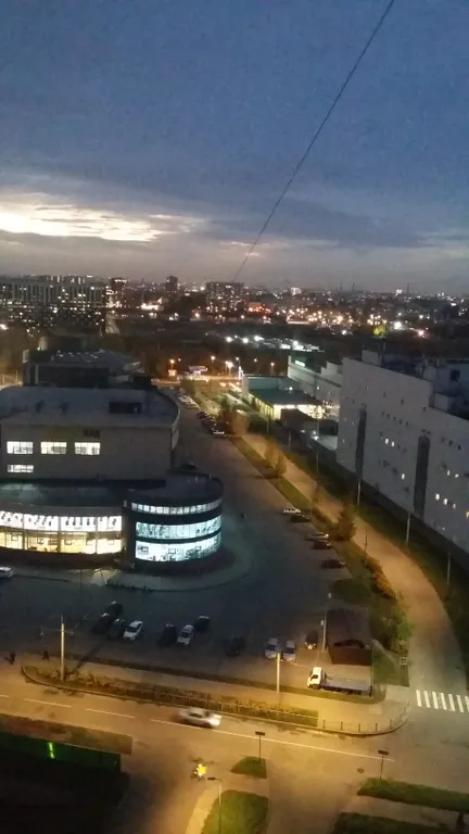 Квартира Квартира Взгляд с высоты Авроры на Неву — Санкт-Петербург