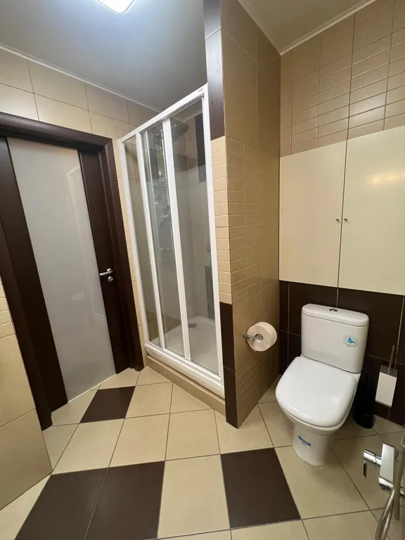 Красивая большая дизайнерская квартира около Чаши и центра