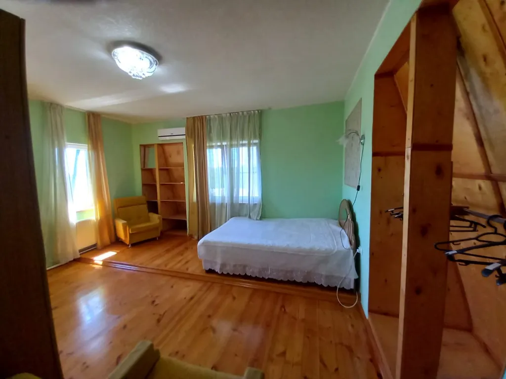 Уютный дом с прекрасным видом в тихом районе