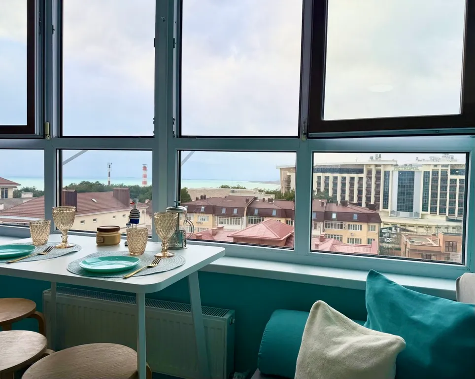 Квартира Светлые апартаменты с панорамным видом на море, горы и маяк — Геленджик