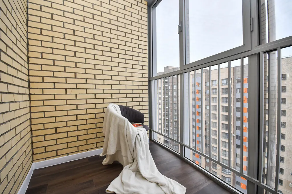 Комфортная современная квартира в центре Взлетки