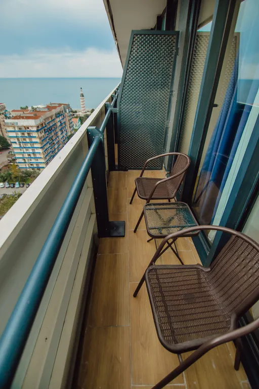 Студия с видом на море