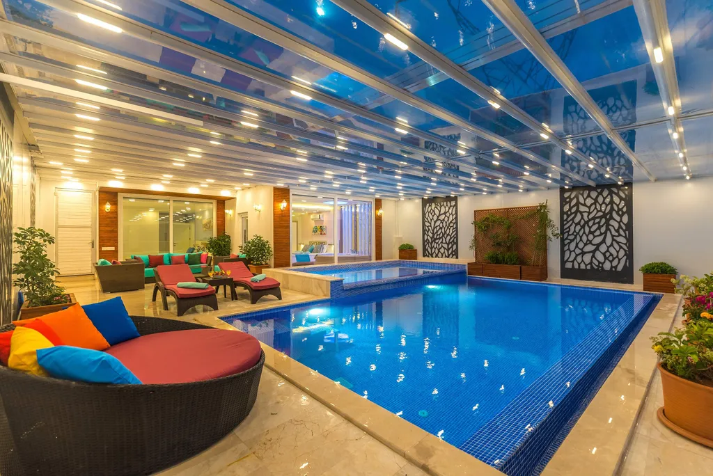 Вилла 466 с крытым бассейном с подогревом