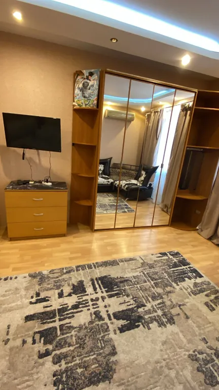 Однокомнатная квартира 15минут пешком от метро