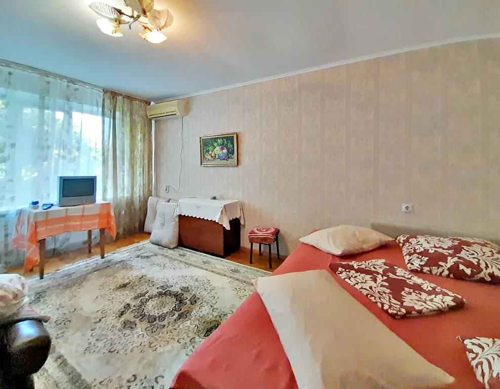 Квартира Двухкомнатная квартира в центре города — Геленджик