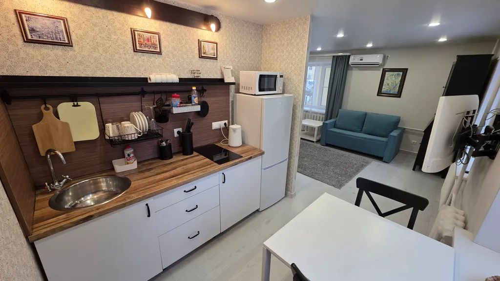 Квартира с видом из окна на Залив, Волгу, Красную площадь