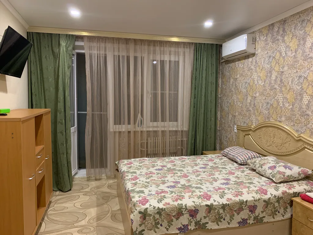 Квартира с отличной транспортной развязкой у дома