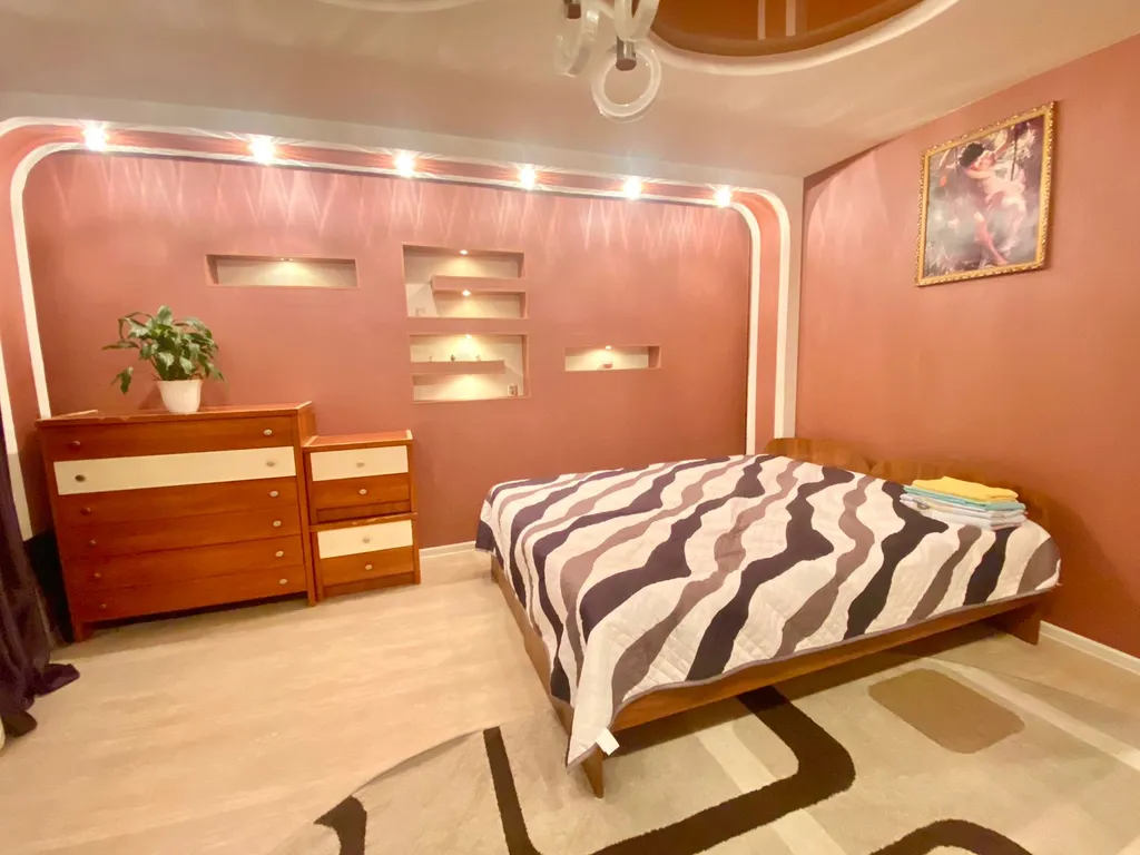 Комфортная двухкомнатная квартира с красивым видом в центре нового города