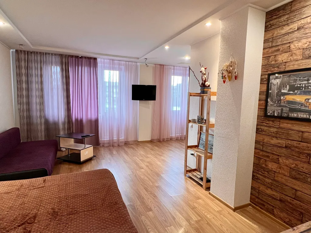 Квартира студия в деловом центре города — аренда посуточно в Новокузнецк