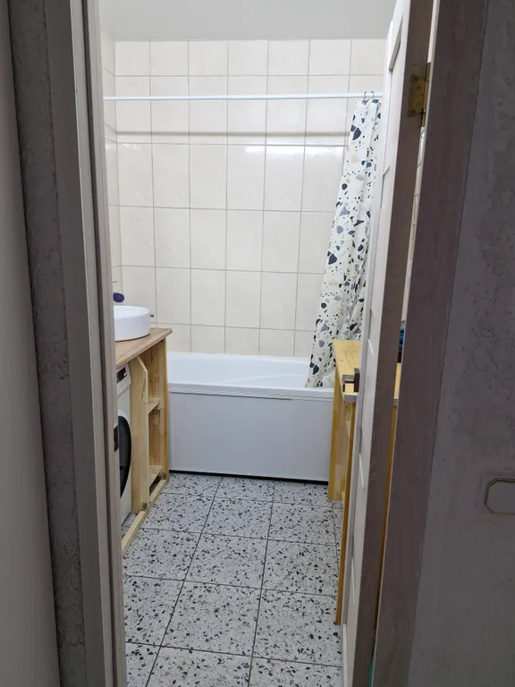 Уютная квартира-студия возле торгового центра