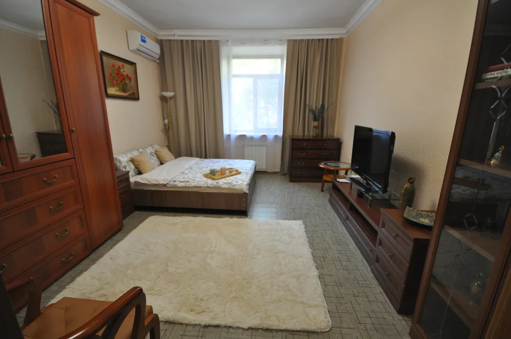 Просторная комфортная 3-комнатная квартира в центре около Акватории