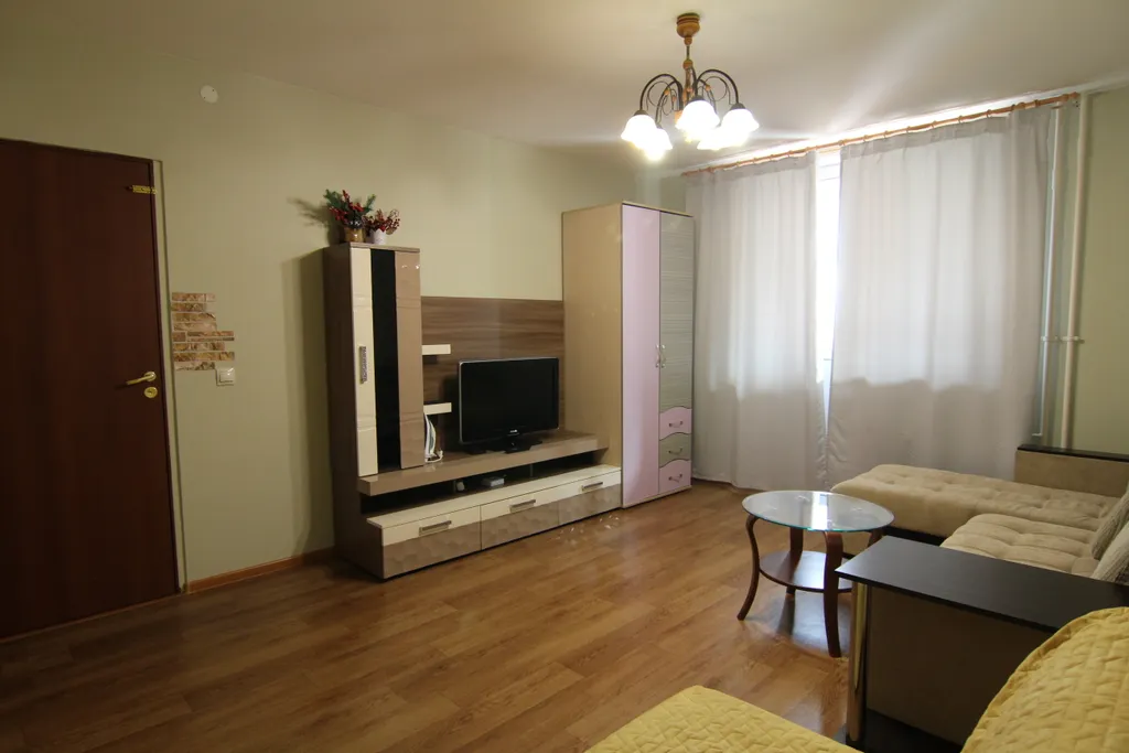 Двухкомнатная квартира в спальном районе