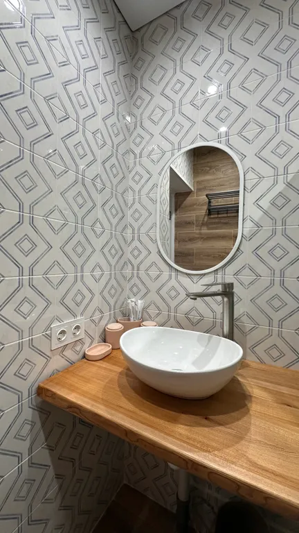 Квартира Квартира Студия с дизайнерским ремонтом в центре — Сухум