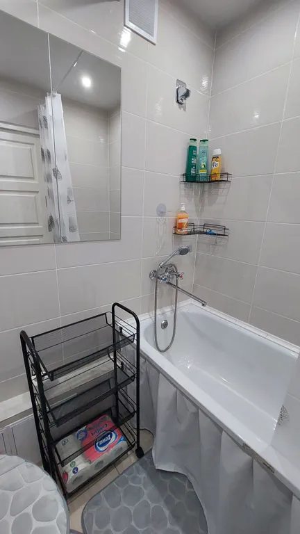 Уютная квартира после ремонта с новой мебелью