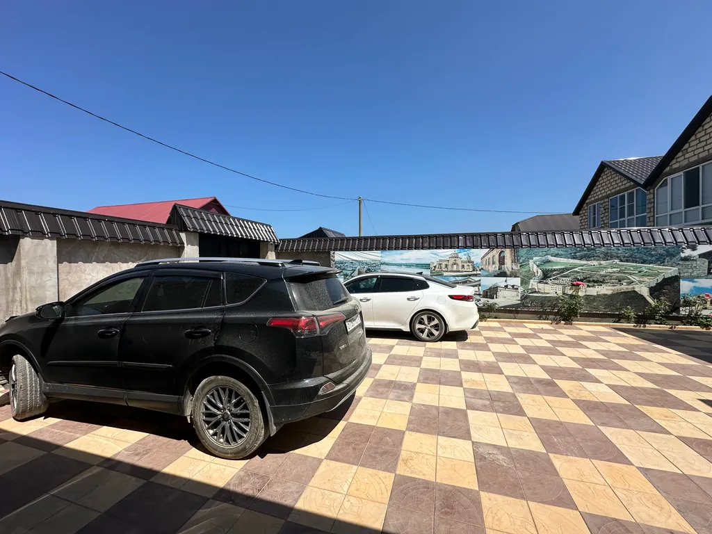 Дом на берегу Каспийского моря