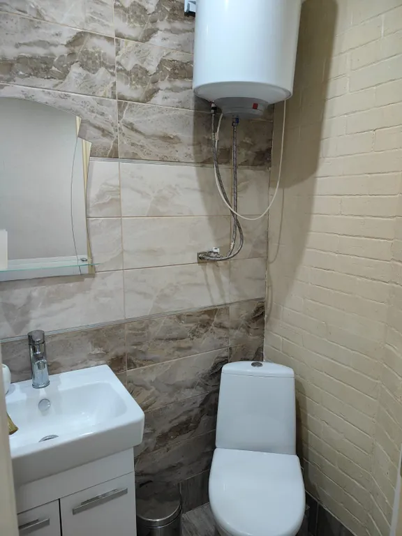 Отдельная маленькая квартира с парковкой и всеми удобствами