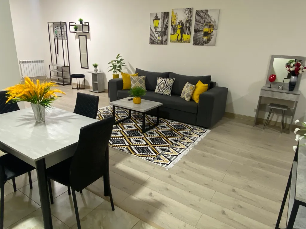 Двухкомнатный 6-местный Люкс недалеко от центра Грозного