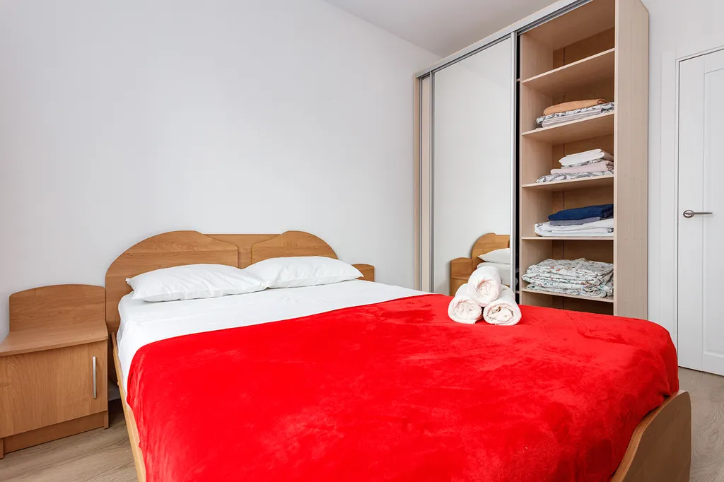 WOW! Просторная евро-двушка, новый ремонт, свежее постельное белье.