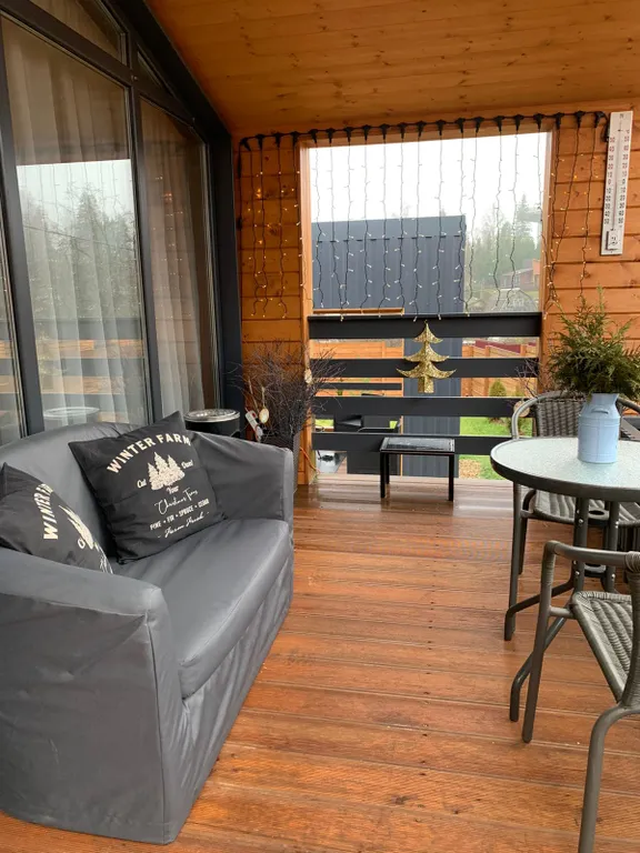 Домик близ Сорочан 2