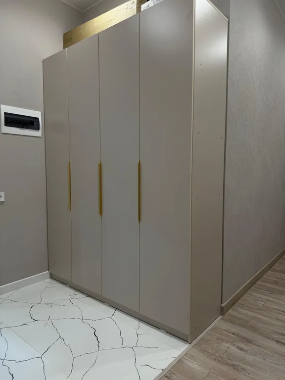 Уютная квартира в центре города рядом с фонтаном, с видом на город