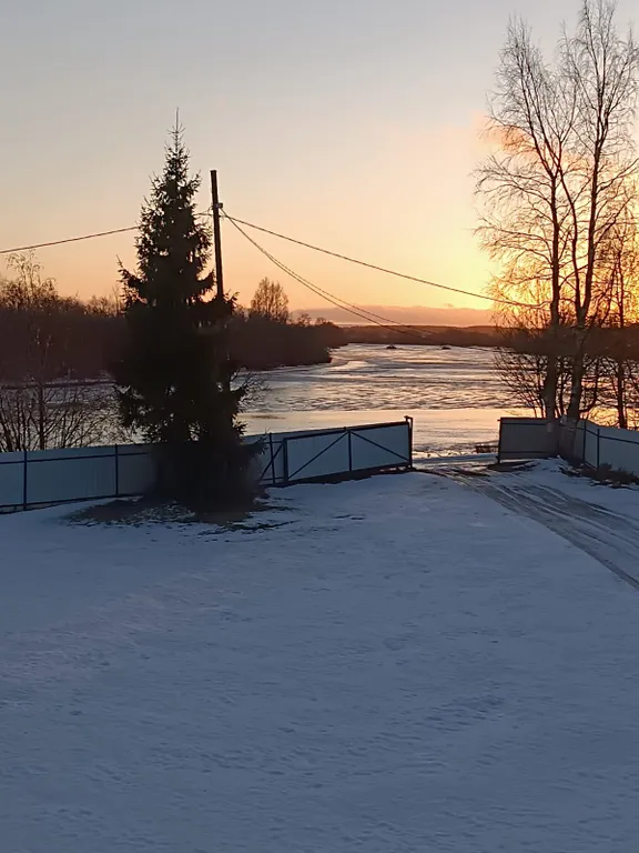 Коттедж Дом у реки с русской баней на дровах — Верховье