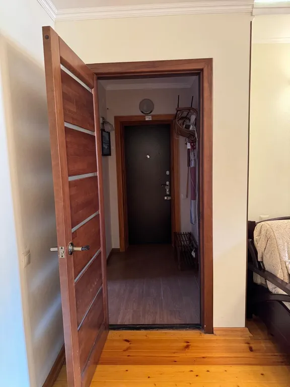 Просторная трёхкомнатная квартира на берегу моря в районе пляжа Мокко