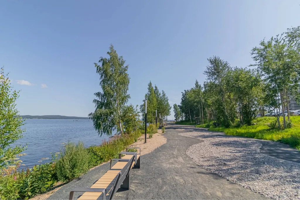 Видовая студия в городе у воды