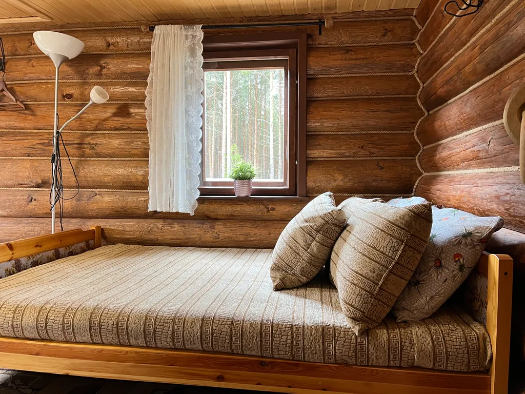 Коттедж Гостевой домик в Сосновом бору — Деревянное