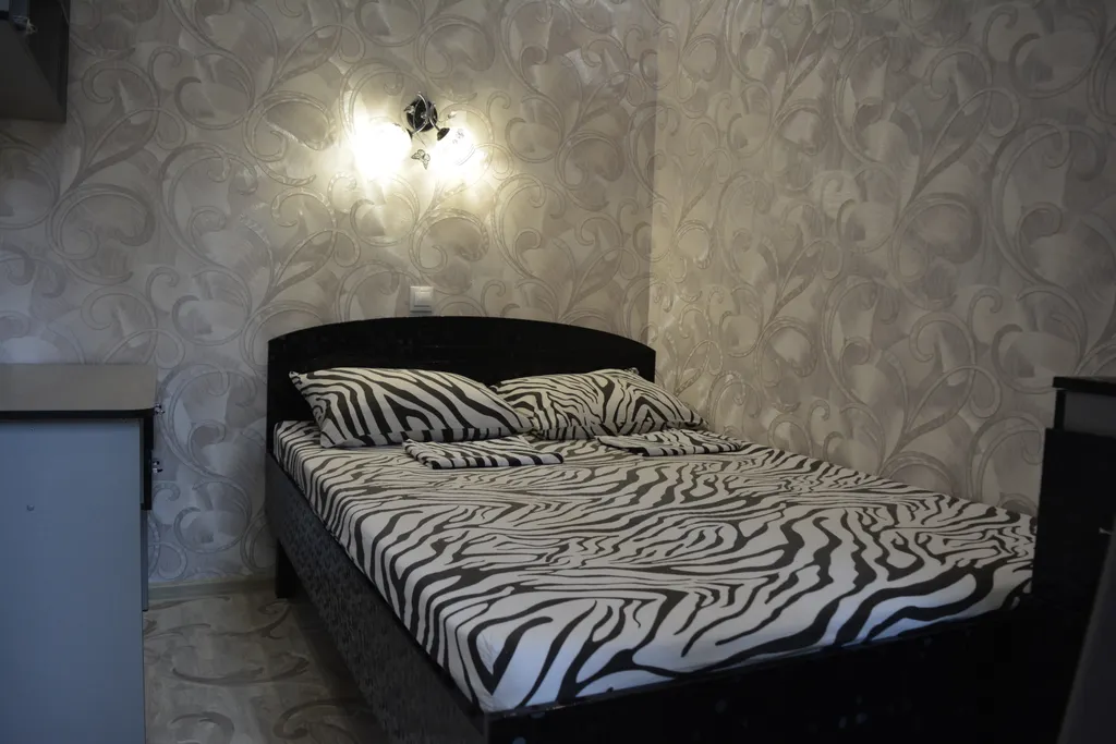 Квартира Квартира Уютный и комфортный трёхкомнатный дом. — Евпатория