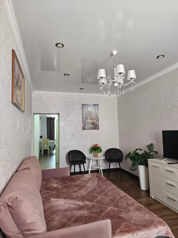 Шикарная квартира рядом с аэропортом, жд вокзал, экспоцентр