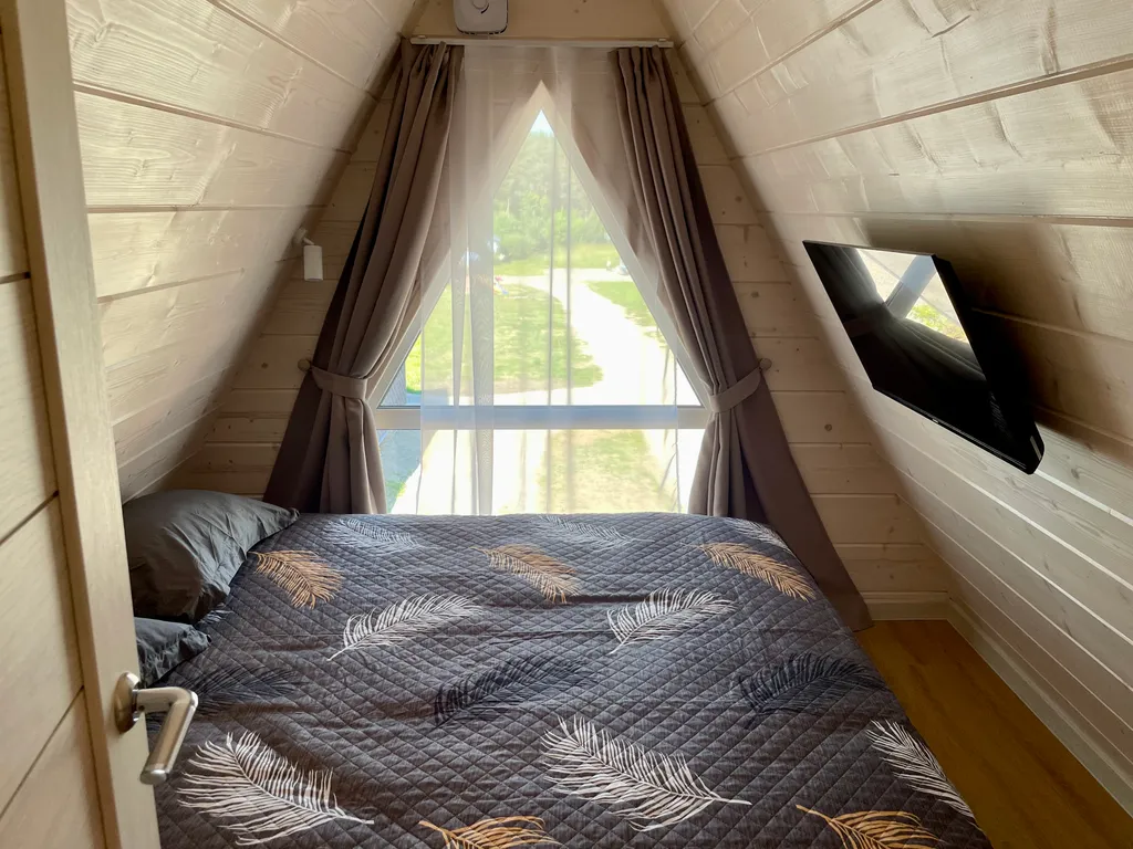 Коттедж Уютный дом аттик А-фрейм у Снетковского озера — Ларионово