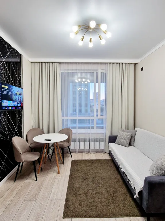 Уютная квартира в топовой локации Левого берега столицы