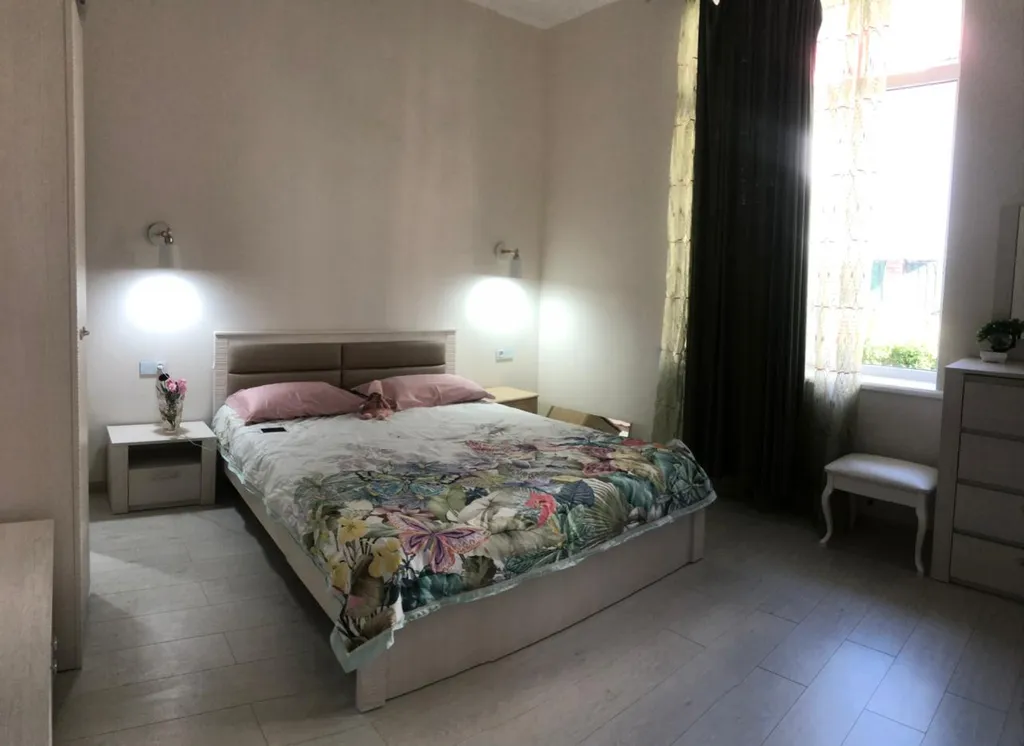 Новый дизайнерский европейский дом недалеко от моря, у Ялта интурист