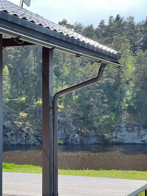 Дом на берегу Ладоги