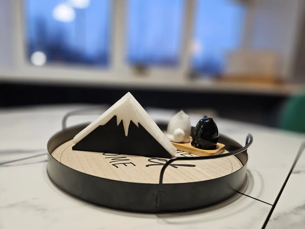 Новая 2-комнатная квартира в сердце Кировска у гостиницы Северная