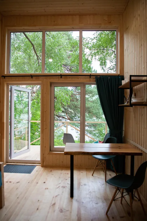 Дом с видовой террасой на берегу Катуни