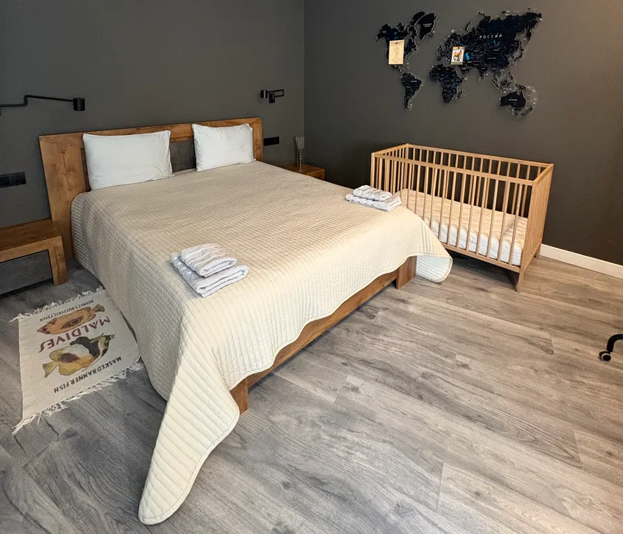 Квартира Уютная трёхкомнатная квартира с видом на Неву — Санкт-Петербург