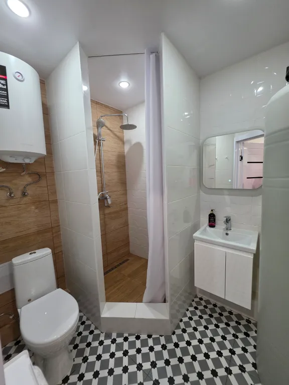 Новая квартира в центре с водой