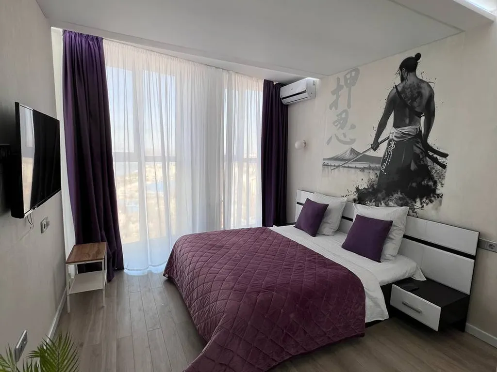 Современная квартира с панорамным видом на Волгу (Уютный Дом)