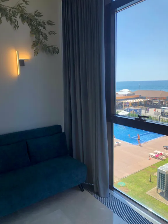 Апартаменты люкс у моря с бассейном в АК Морской берег