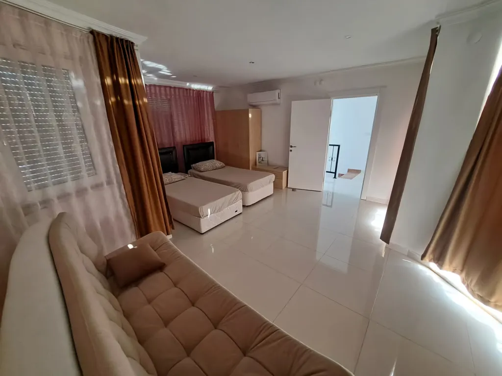 Частная вилла с собственным бассейном