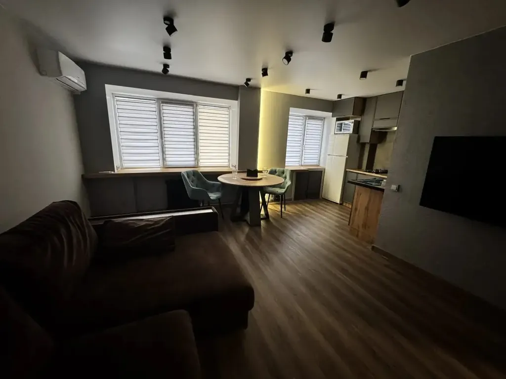 Уютная студия с видом на парк